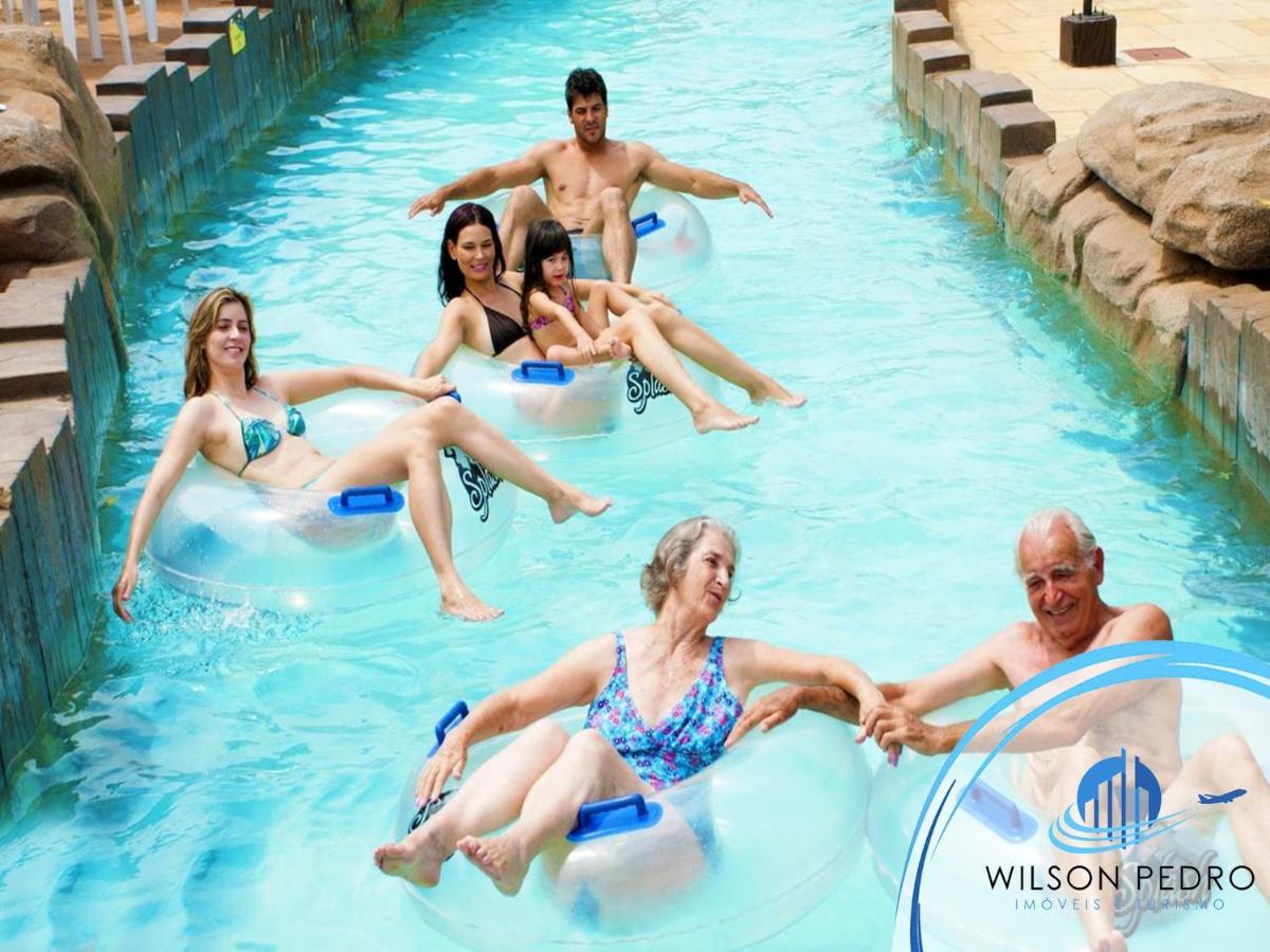 Piazza Diroma - Acqua Park E Splash 카우다스노바스 외부 사진